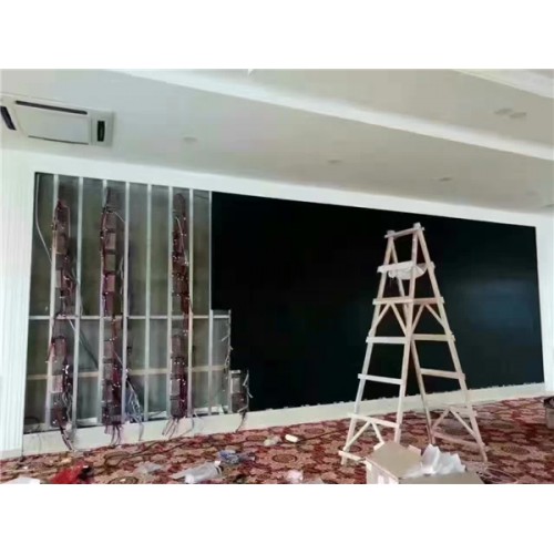 多功活动中心P4型LED彩色显示屏安装