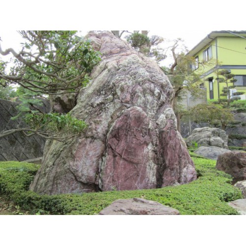 玻璃钢仿石雕塑