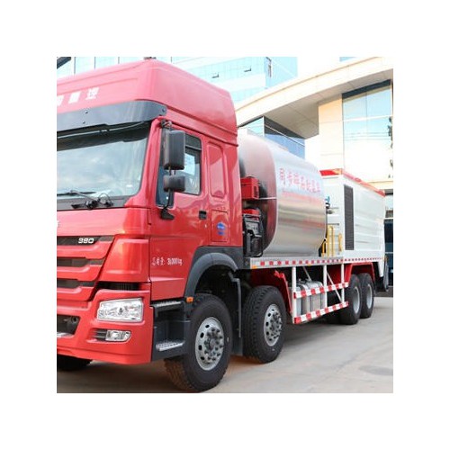 重汽豪沃前四后八同步碎石封层车 国五沥青同步碎石封层工程车厂