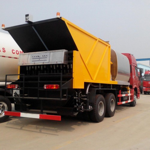 同步碎石封层车 同步碎石封层车价格