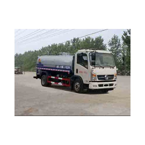 东风多利卡4.7洒水车