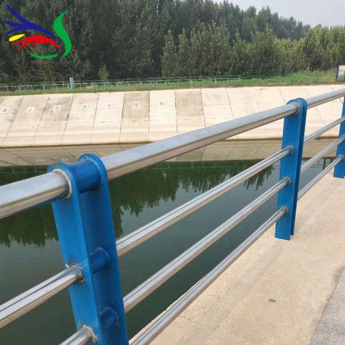 不锈钢复合管护栏 不锈钢复合管桥梁护栏