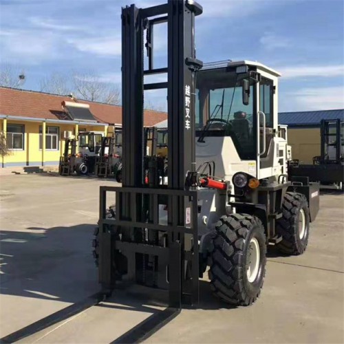 加工定制3-5吨四驱越野叉车大吨位底盘高山东莱丰