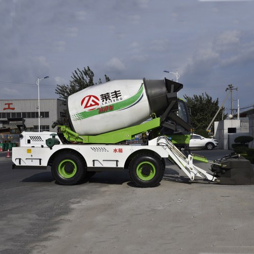 纳雍工程搅拌斗 石灰搅拌斗 多功能4立方全自动搅拌车价格便宜