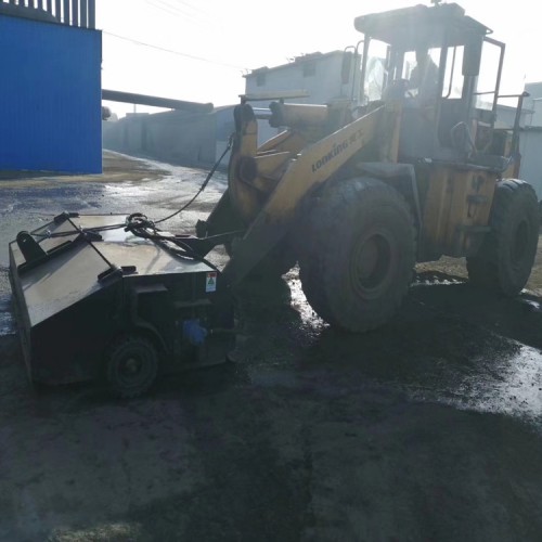 铲车封闭式清扫车 铲车改清扫车 改装清扫装置 加封闭清扫头