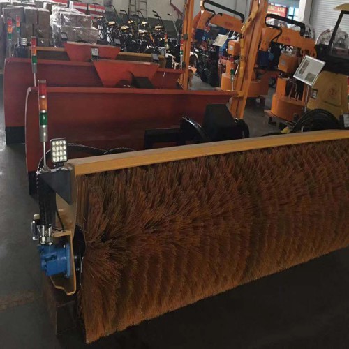 大型装载机加装除雪滚刷 配滚刷斜扫除雪机 全液压除雪机