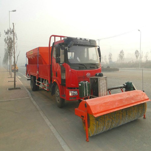 卡车安装除雪滚刷 配滚刷式除雪车 钢丝尼龙刷片供应