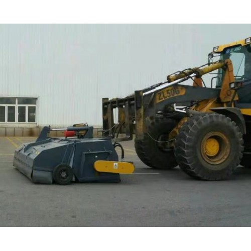 930装载机清扫 扫路 扫地 路面清扫 清扫器 扫路车