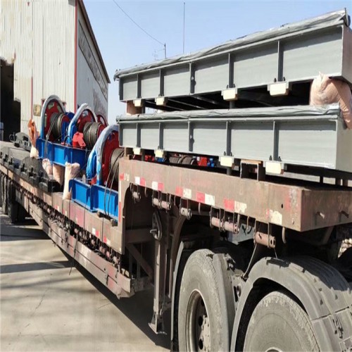 启闭机闸门 水渠钢闸门  钢闸门 水利设备生产制造厂家