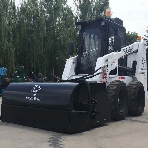 滑移装载机扫路车 沥青废料清扫 扫路车滑移装载机