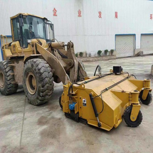 50铲车改扫路车 个旧装载机改扫路车 铲车加装扫路车