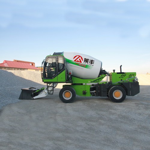 四川流动上料搅拌车中小型混凝土搅拌 工地砂子搅拌车送货上门敏