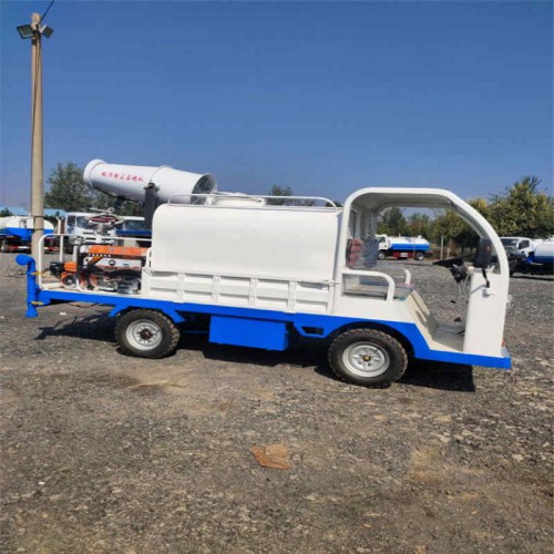 电动四轮洒水车 1.5立方电动洒水车 电动雾炮洒水车