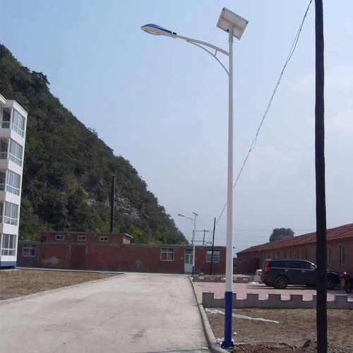 河北农村太阳能锂电路灯 质保5年 厂家直销 品质保证