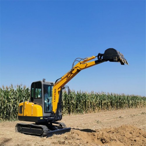 开阳县新型开沟机 小型开沟机 履带挖沟机国三发动机带驾驶室敏