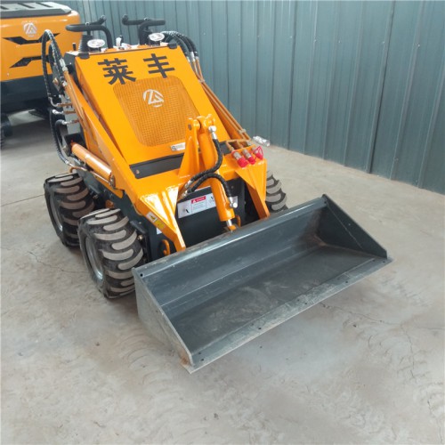 云南超小铲车 四驱动小铲车 室内小铲车买的放心用着舒心雪