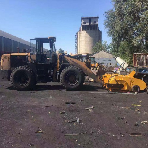 装载机改装清扫器