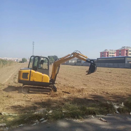 曲沃县小型挖掘机强力挖掘机哪家用的住看莱丰