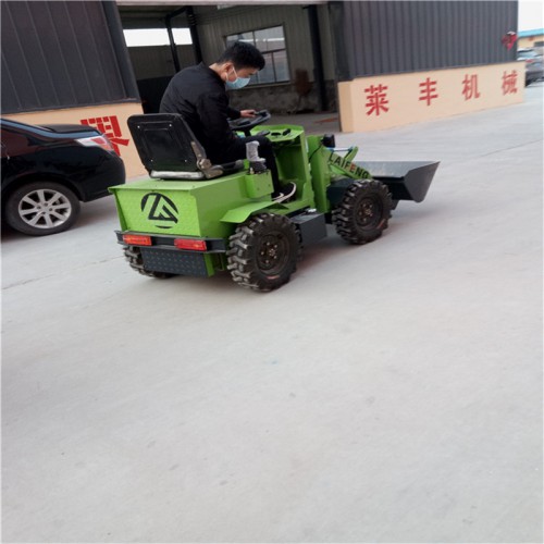 广州电动小铲车 装载电瓶铲车 四驱小铲车省电环保雪