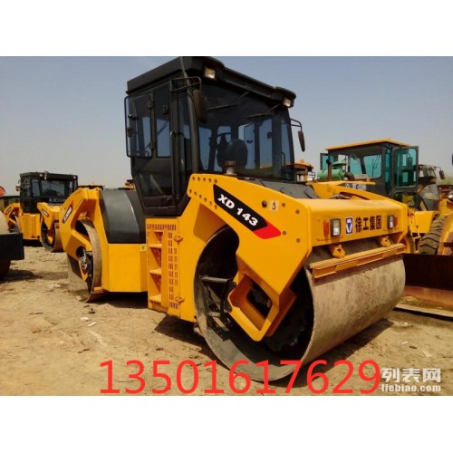 二手双缸轮压路机便宜转让