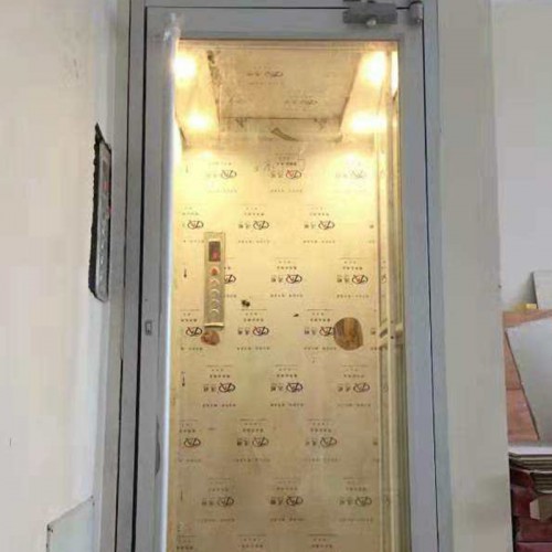 家用电梯
