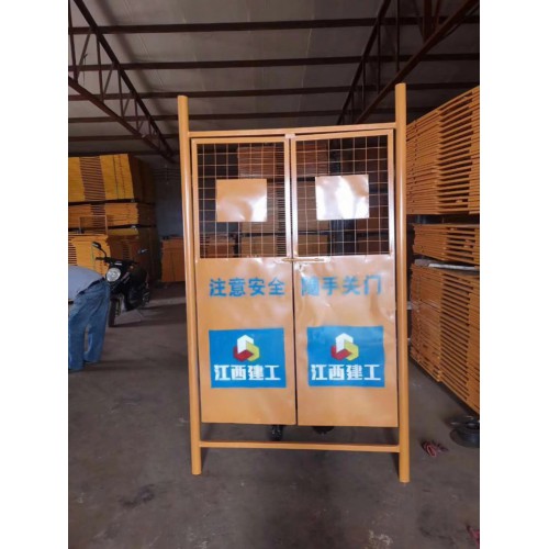 工地楼层施工电梯安全门 升降机施工电梯安全防护门 施工电梯门