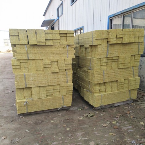 外墙防火保温板批发 厂家销售阻燃岩棉板 岩棉板厂家