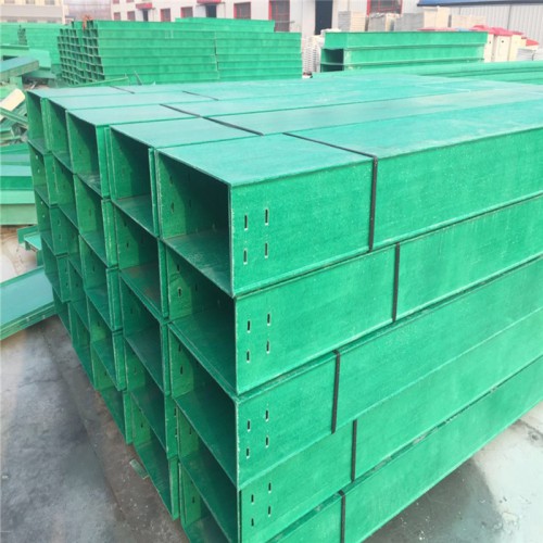 玻璃钢电缆桥架管箱