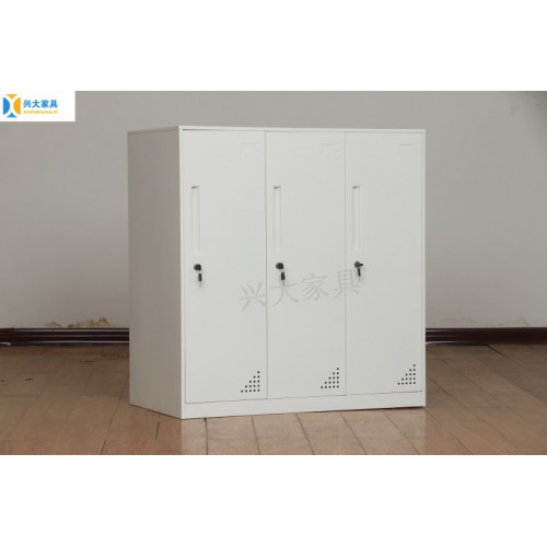 厂家直销 铁柜 三门薄边矮衣柜  兴大供应 宿舍更衣柜