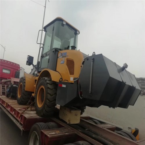 晋工装载机扫路车 临工装载机扫车