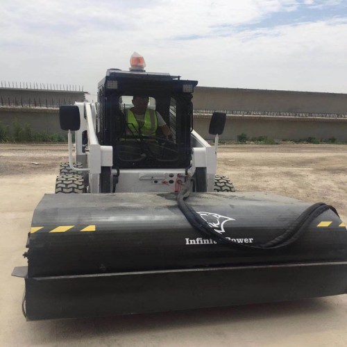 山猫清扫车-20装载机清扫机-装载机清扫定做