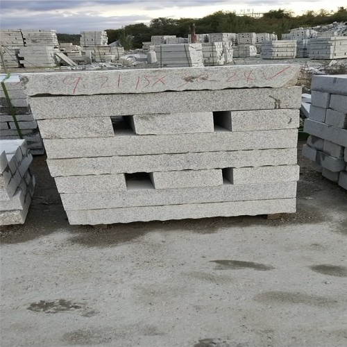 白城路边石加工厂