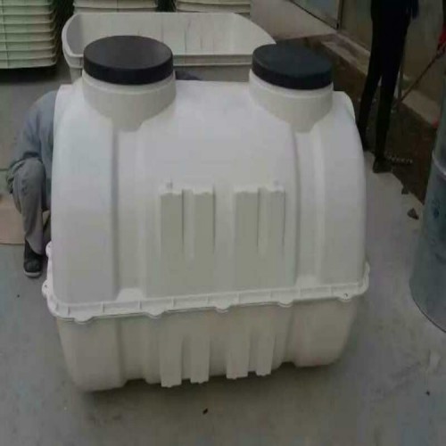 库存现货供应模压玻璃钢经水槽化粪池生产厂家