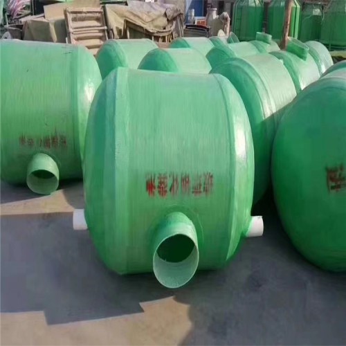 农村厕所改造整体式玻璃钢净水槽化粪池生产厂家