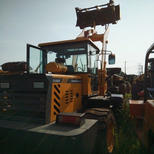 上海二手装载机市场、20/25二手铲车便宜供应