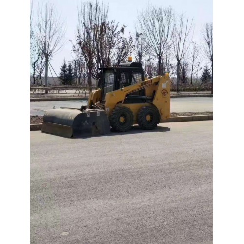 天津装载机清扫机 多功能滑移装载机厂家 装载机前置清扫器