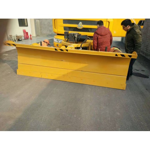 四川环卫铲雪车,扫路车除雪机,洒水车除雪铲 除雪铲 推雪板