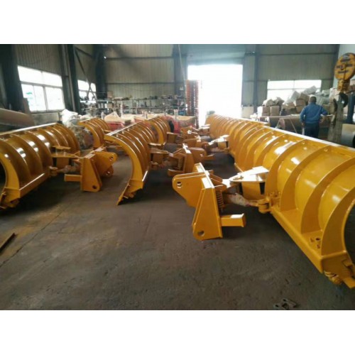 洒水车改装除雪 洒水车加装推雪板 洒水车除雪铲生产厂家 除雪