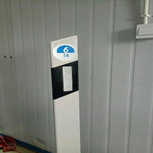 公路专用玻璃钢柱式轮廓标