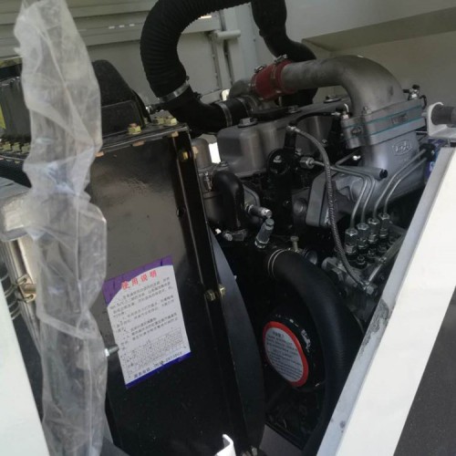 越野加铲斗  直销 底盘高 动力强 莱丰 越野叉车 欢迎选购