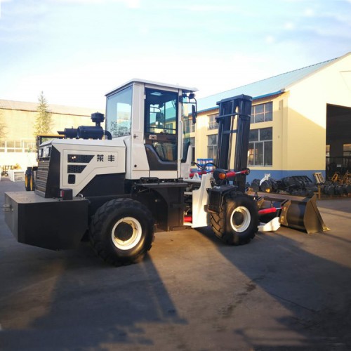 砖块叉车  常年出售 四驱叉车 莱丰 越叉车 性价比高