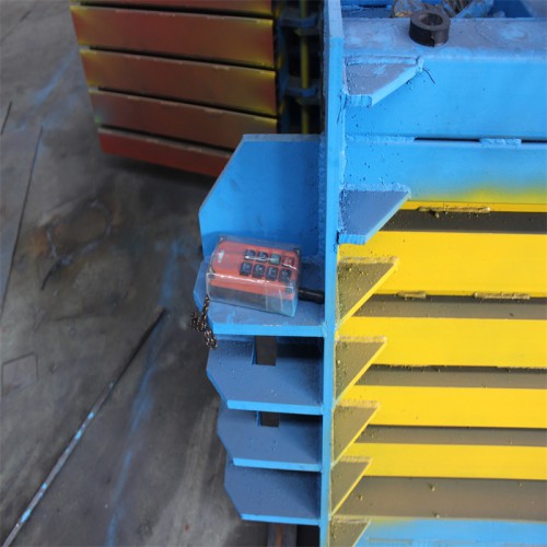 废纸压缩打包机