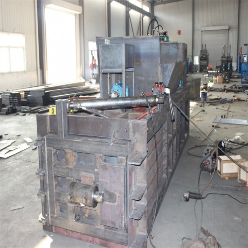 液压金属打包机