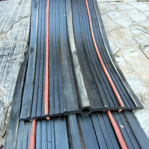 遇水膨胀止水带