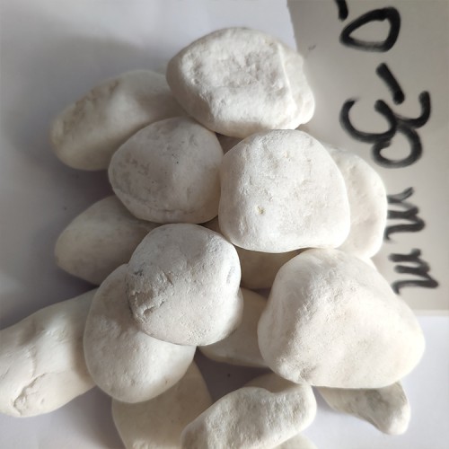 白色鹅卵石