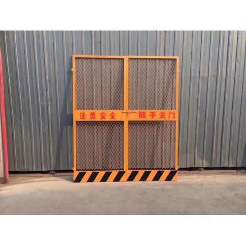 建筑楼层施工电梯安全门 室内专用电梯防护安全门 厂家现货