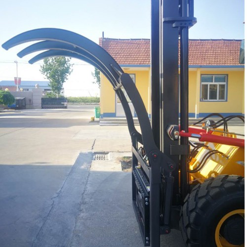 越野叉车厂家  厂家直销 爬坡防滑叉车 越野叉车 价格合理