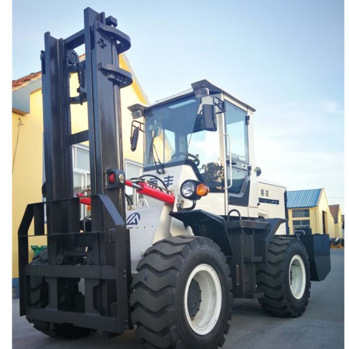 四驱越野叉车  型号齐全 能加吊杆叉车 越野叉车 高品质