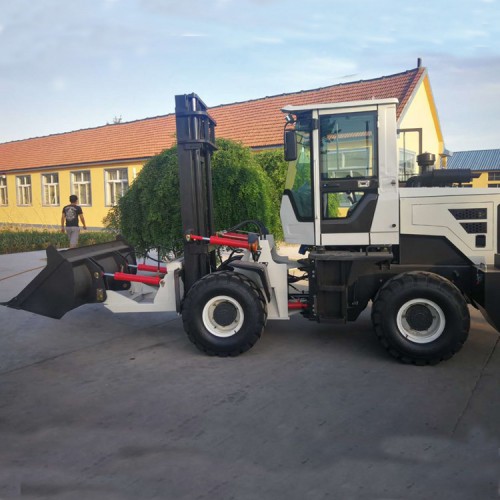 越野加铲斗  厂家供应 三级门架叉车 越野叉车 高品质