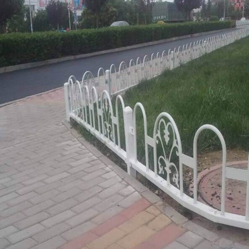 草坪护栏价格—河北盾甲厂家定制